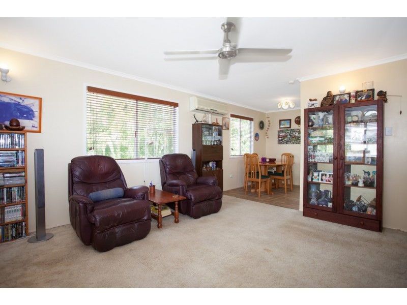 8 Stott Street, Bucasia QLD 4750