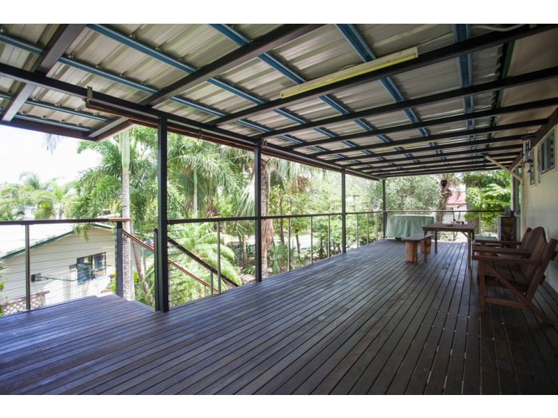 8 Stott Street, Bucasia QLD 4750