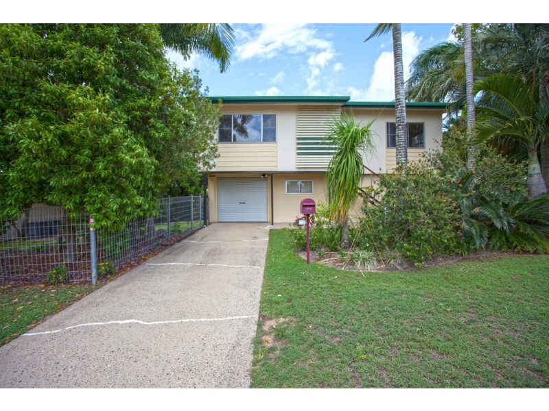 8 Stott Street, Bucasia QLD 4750