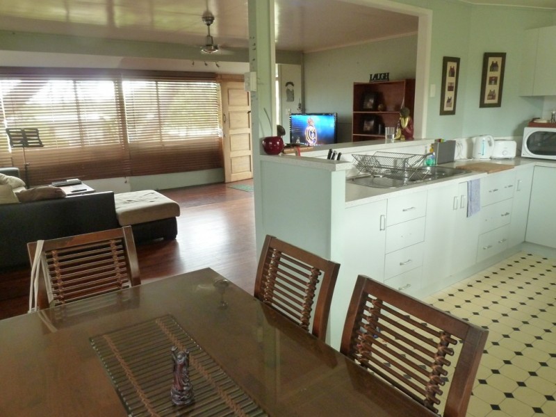 20 Kingfisher St, Slade Point QLD 4740