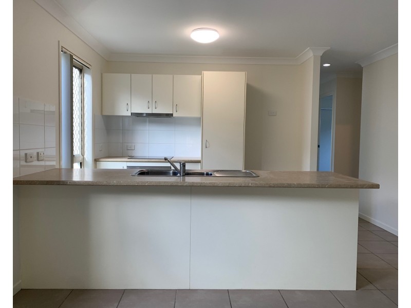 72 Scarborough Circuit, Blacks Beach QLD 4740