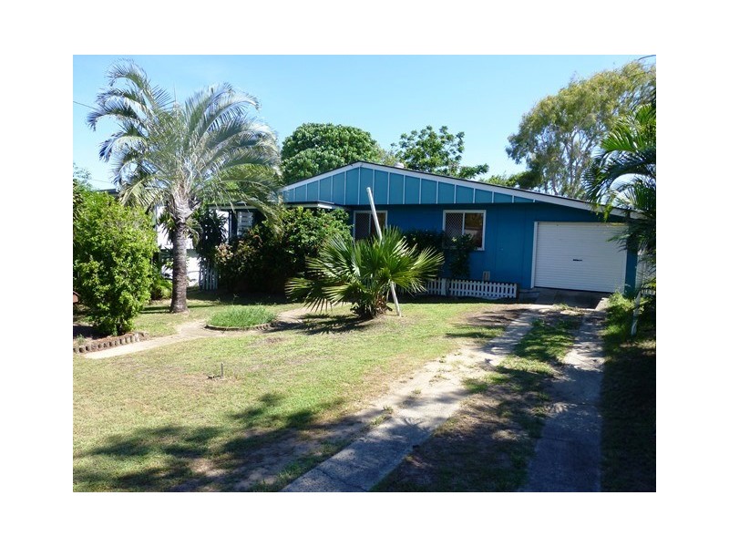 17 Kingfisher, Slade Point QLD 4740