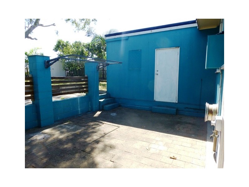 17 Kingfisher, Slade Point QLD 4740