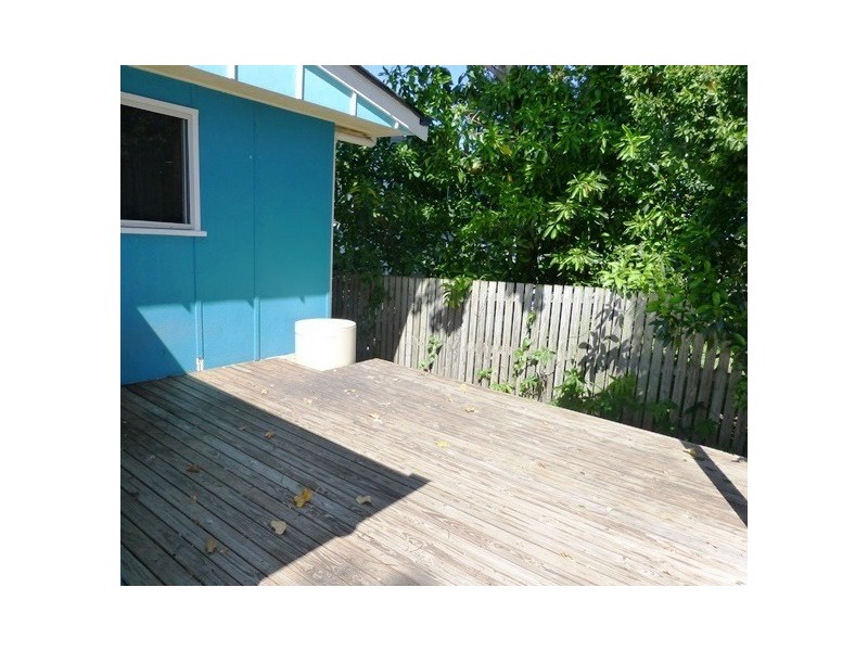 17 Kingfisher, Slade Point QLD 4740