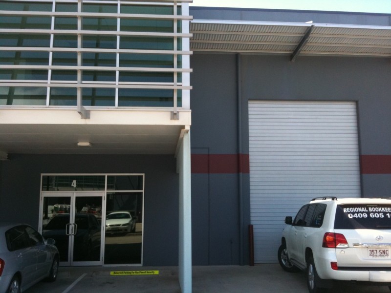 4/16 Transport Avenue, Paget QLD 4740