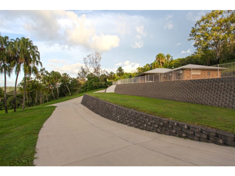 18 Highview Close, Farleigh QLD 4741