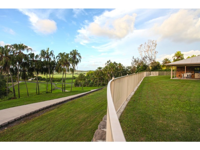 18 Highview Close, Farleigh QLD 4741
