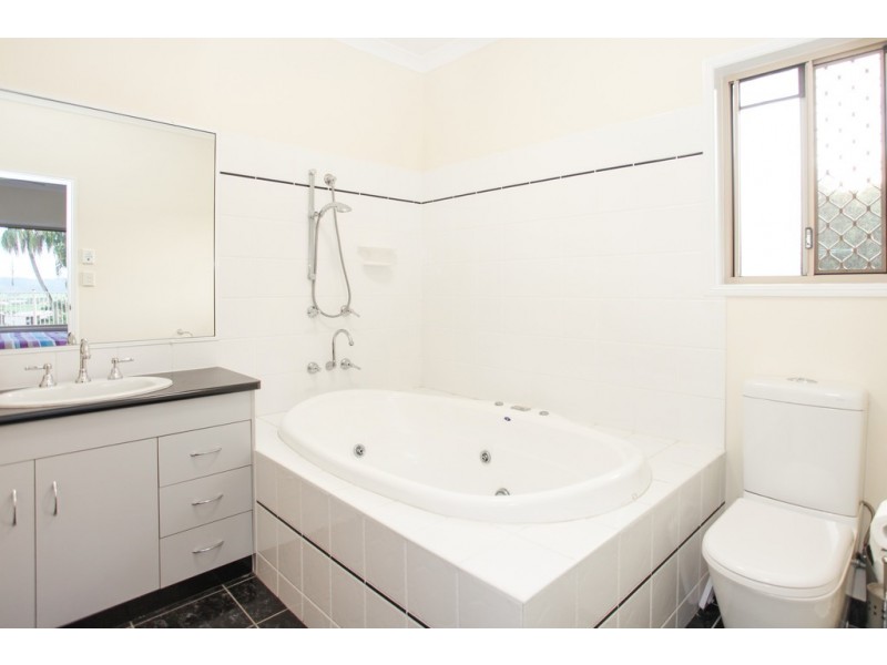 18 Highview Close, Farleigh QLD 4741