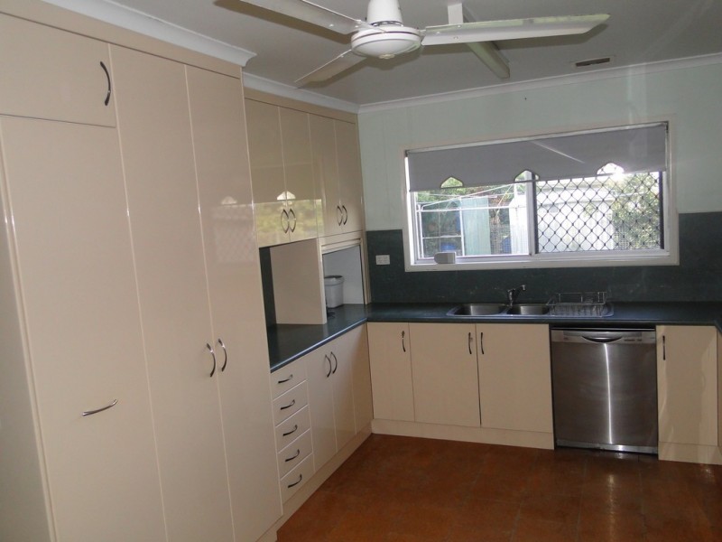 5 Pharlap Parade, Ooralea QLD 4740