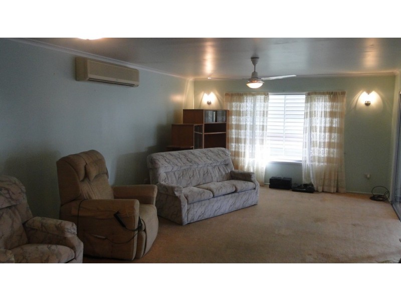 5 Pharlap Parade, Ooralea QLD 4740