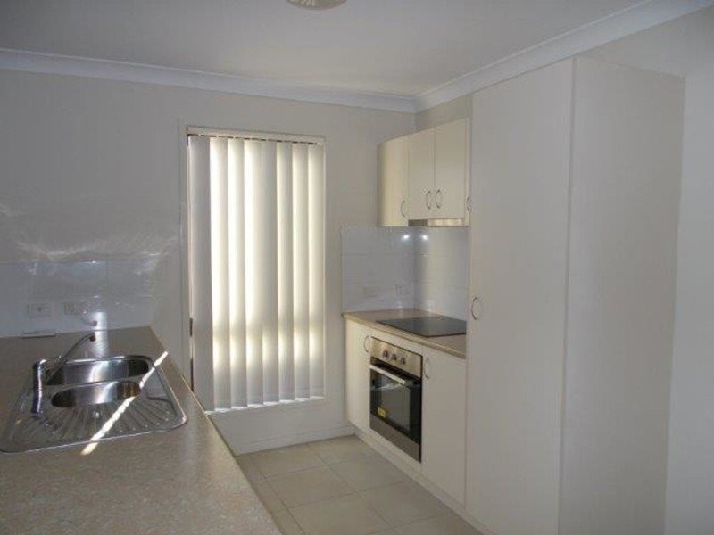 6 Holloways Court, Blacks Beach QLD 4740