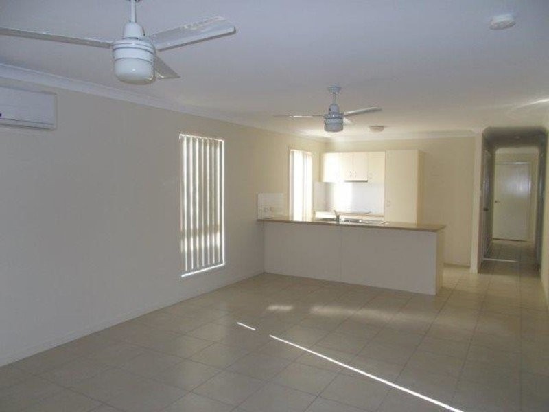 6 Holloways Court, Blacks Beach QLD 4740