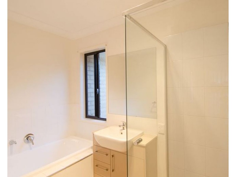 Unit 1, 44 Superior Boulevard, Andergrove QLD 4740