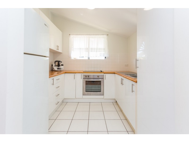 59 Mckenney St, South Mackay QLD 4740