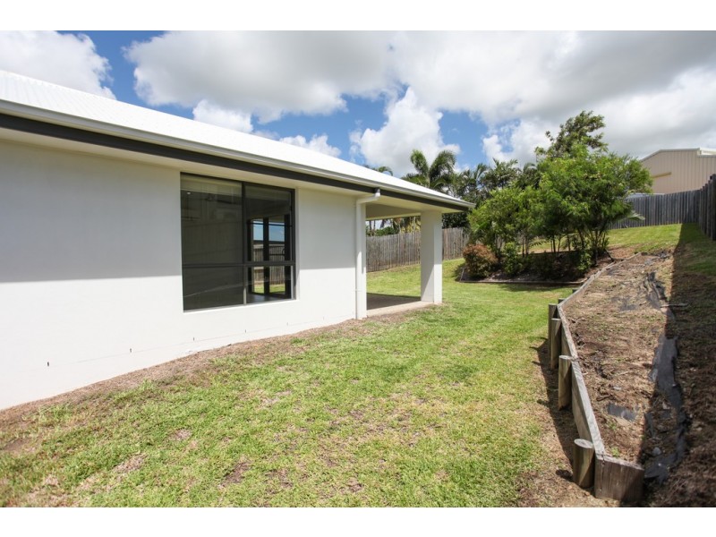 7 Brearley Ct, Rural View QLD 4740