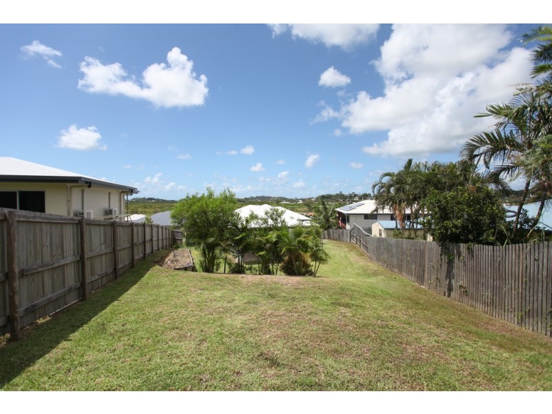 7 Brearley Ct, Rural View QLD 4740