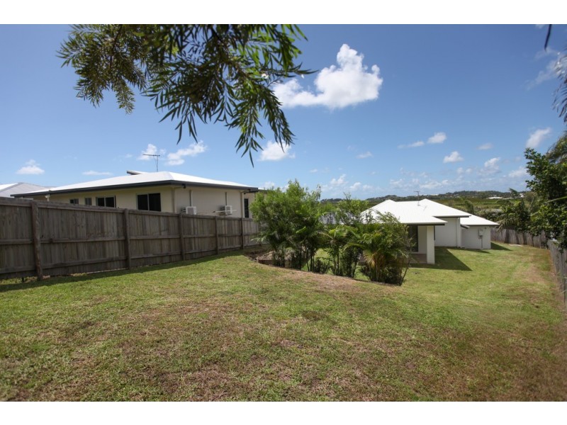 7 Brearley Ct, Rural View QLD 4740