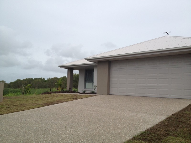 21 Scarborough Circuit, Blacks Beach QLD 4740
