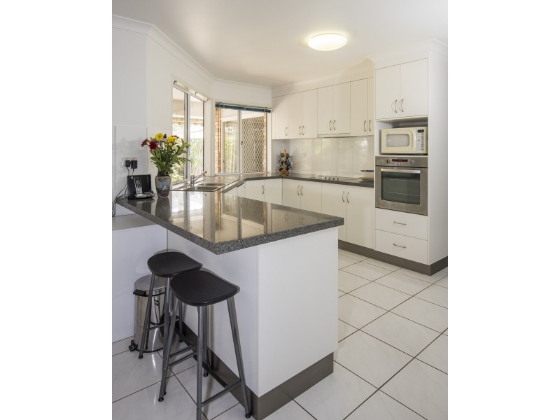 19 Border Street, Glenella QLD 4740