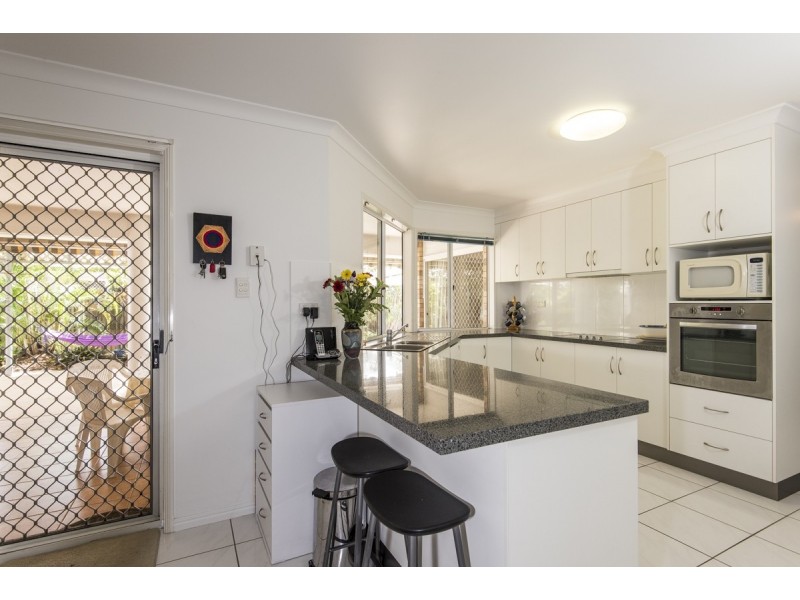 19 Border Street, Glenella QLD 4740