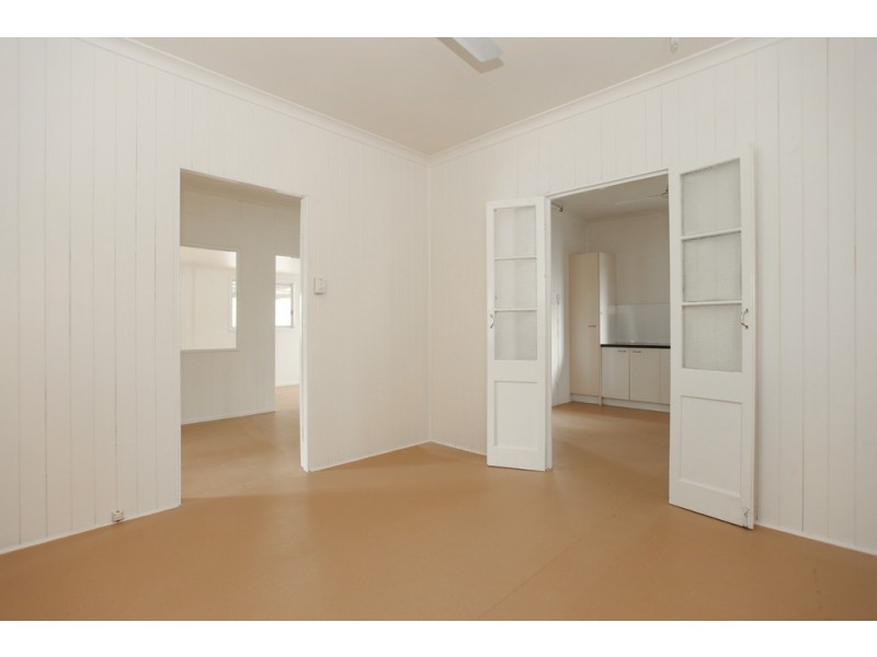 16 Pheasant St, Slade Point QLD 4740