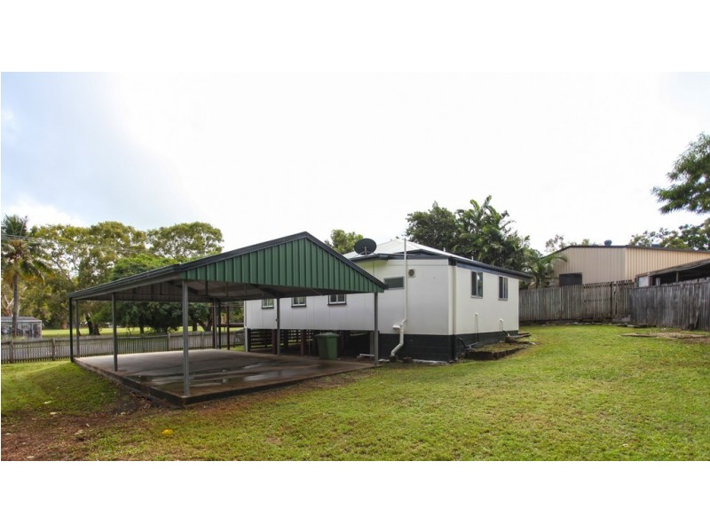 16 Pheasant St, Slade Point QLD 4740
