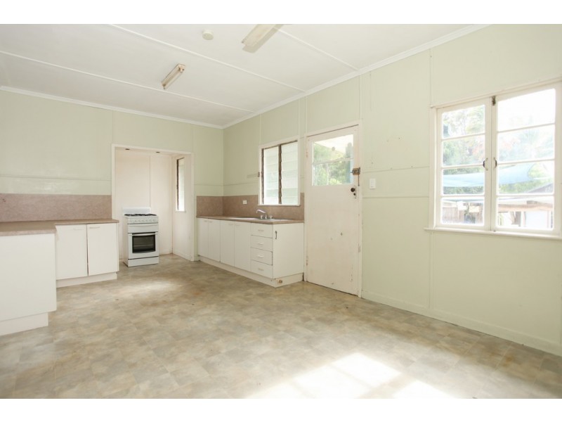 6 Forsyth Street, West Mackay QLD 4740