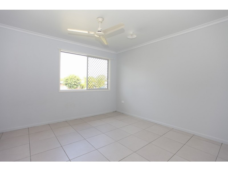 18 Geoffrey Thomas Dr, Bucasia QLD 4750