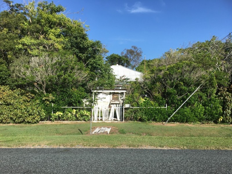 105 Glenella-Richmond Rd, Glenella QLD 4740