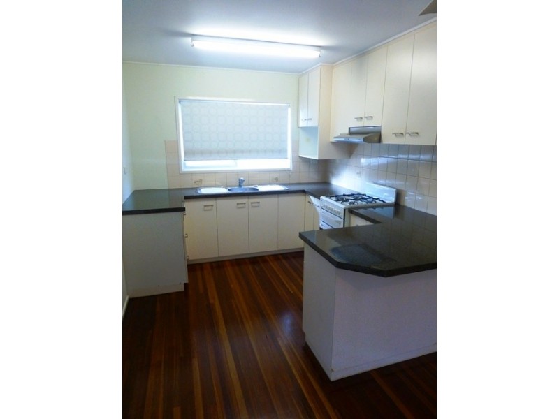 31 Graves Street, North Mackay QLD 4740