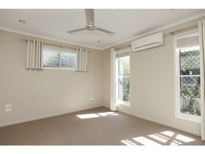 7 Sonoran St, Rural View QLD 4740