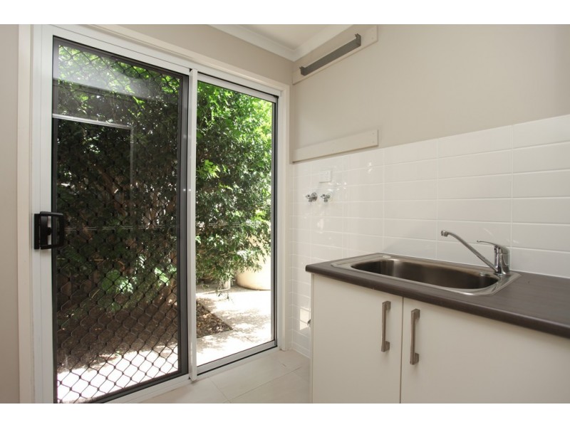 7 Sonoran St, Rural View QLD 4740
