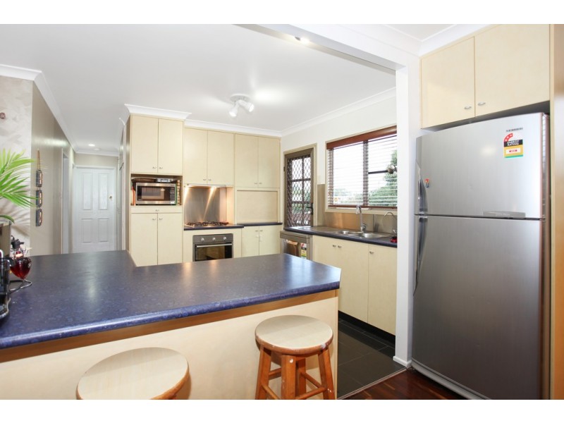 3 Pharlap Parade, Ooralea QLD 4740