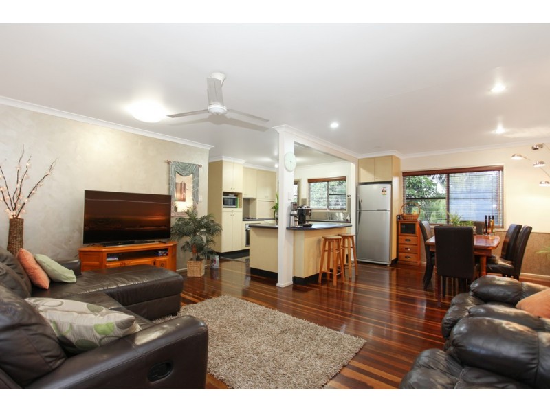 3 Pharlap Parade, Ooralea QLD 4740