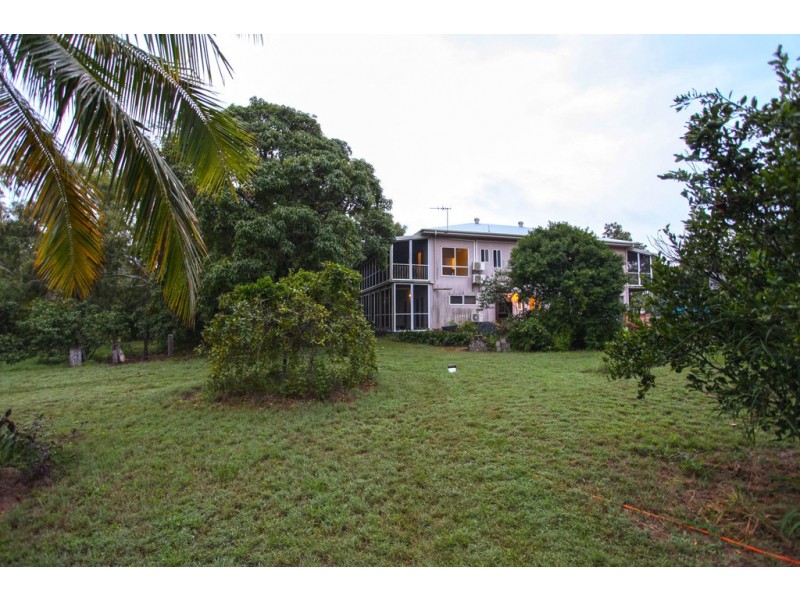 275 Slade Point Road, Slade Point QLD 4740
