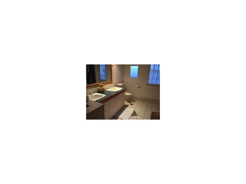 34 Tait Street, West Mackay QLD 4740