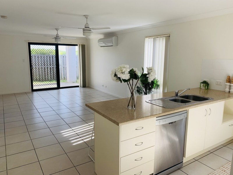 12 Warilla View, Blacks Beach QLD 4740