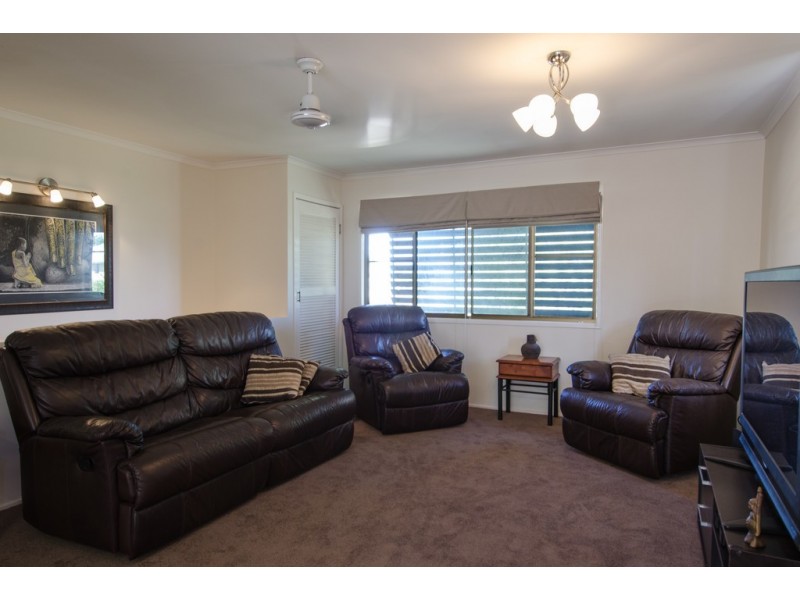 32 Yaralla Avenue, East Mackay QLD 4740