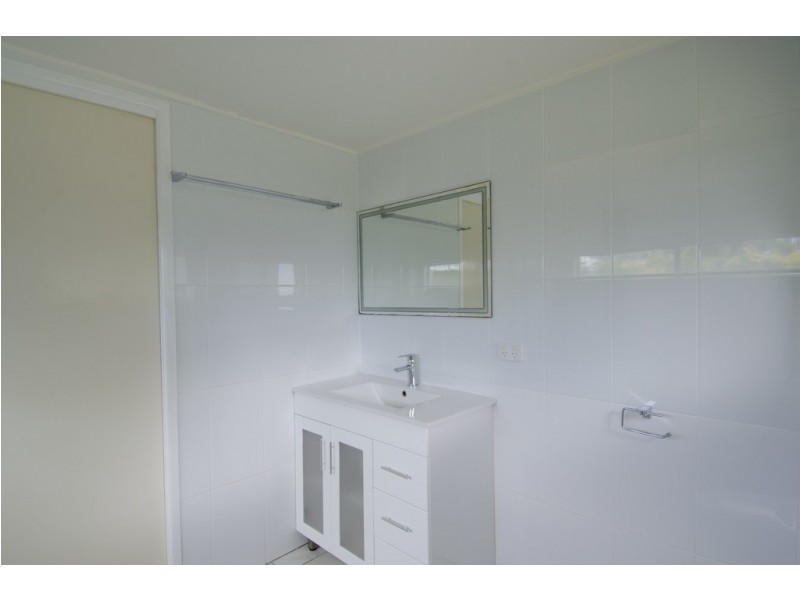 32 Yaralla Avenue, East Mackay QLD 4740