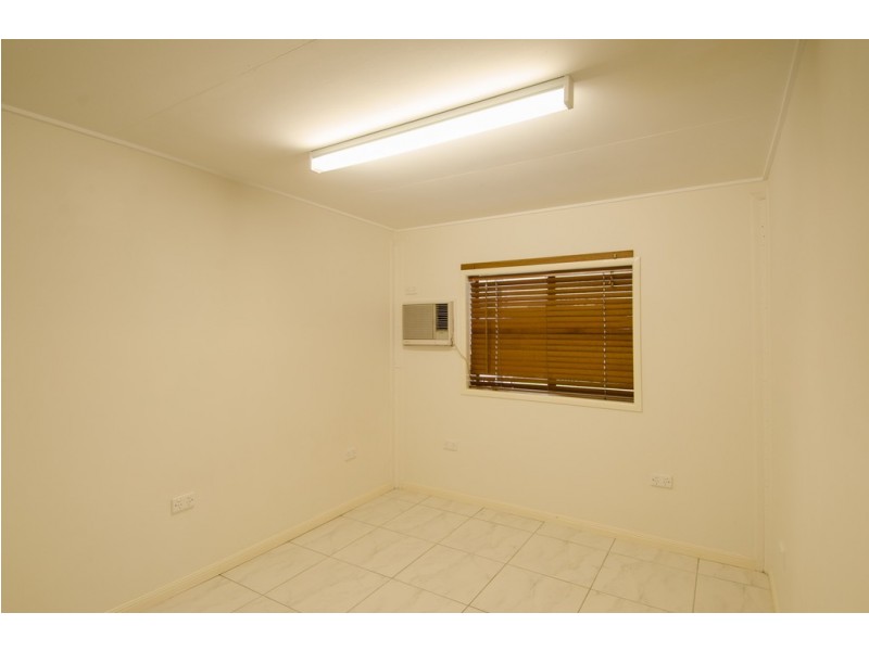 32 Yaralla Avenue, East Mackay QLD 4740