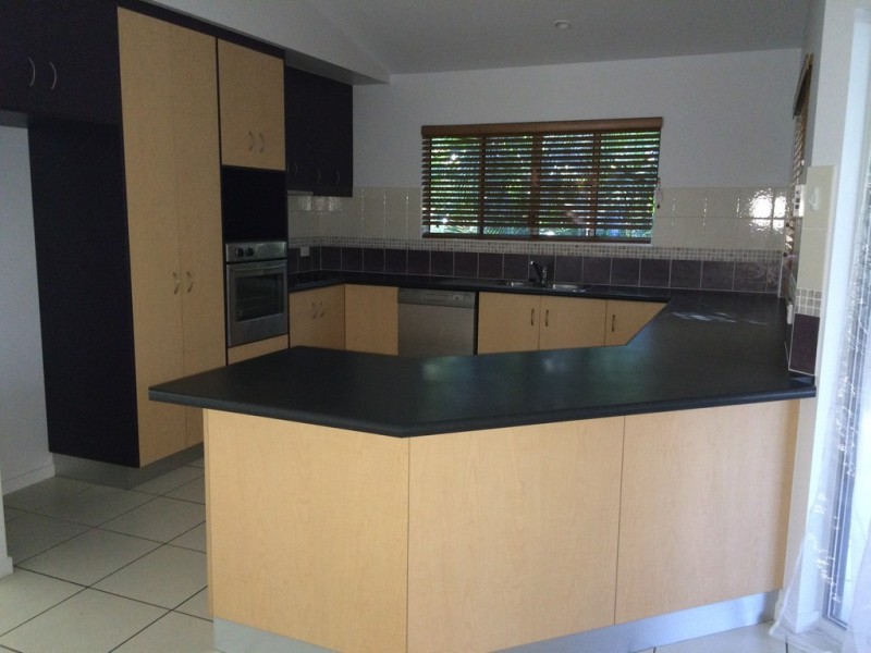 136 Waverley Street, Bucasia QLD 4750