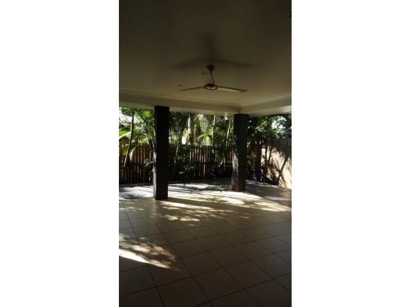 136 Waverley Street, Bucasia QLD 4750