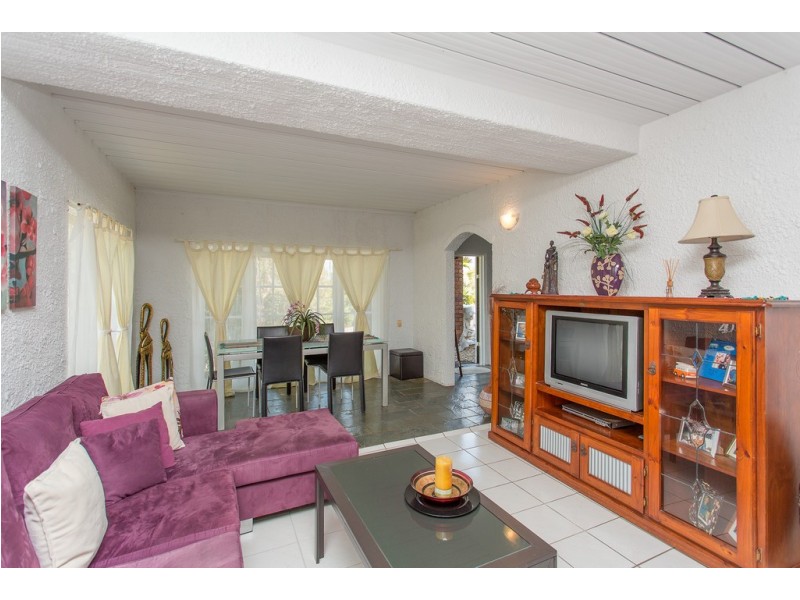 6 Florence Street, Eimeo QLD 4740