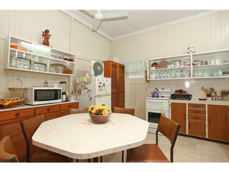 5 Bowman Street, West Mackay QLD 4740