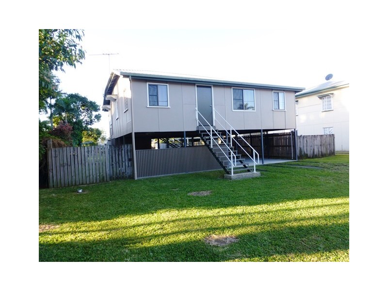 6 Fadden Street, Walkerston QLD 4751