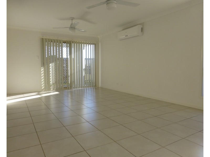 8 Warilla View, Blacks Beach QLD 4740