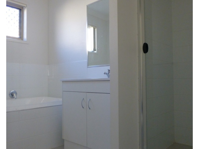 8 Warilla View, Blacks Beach QLD 4740