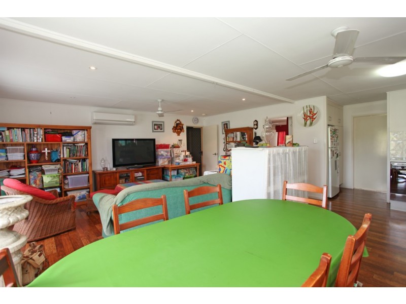 81-83 Creek Street, Walkerston QLD 4751