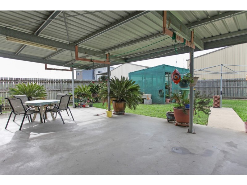 81-83 Creek Street, Walkerston QLD 4751
