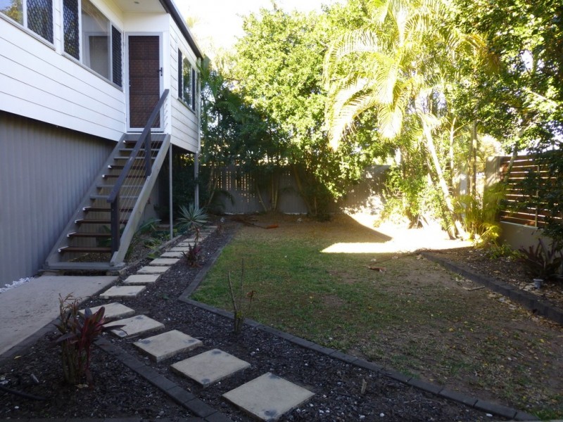 15 Brampton Avenue, Bucasia QLD 4750